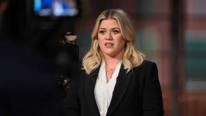 Kelly Clarkson Seemingly Confirms ‘The Voice’ Return While Announcing Talk Show Exit